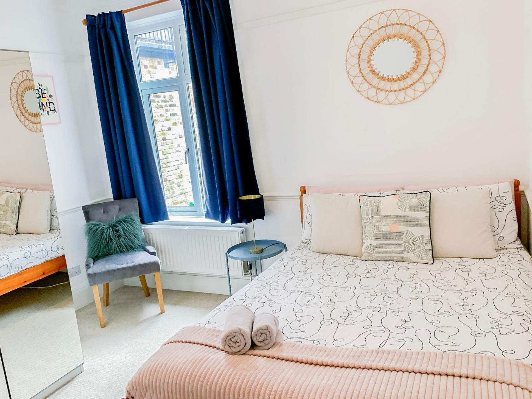 Lovely 3 Bedroom Maisonette With Private Roof Terrace In Hammersmith London Exteriör bild