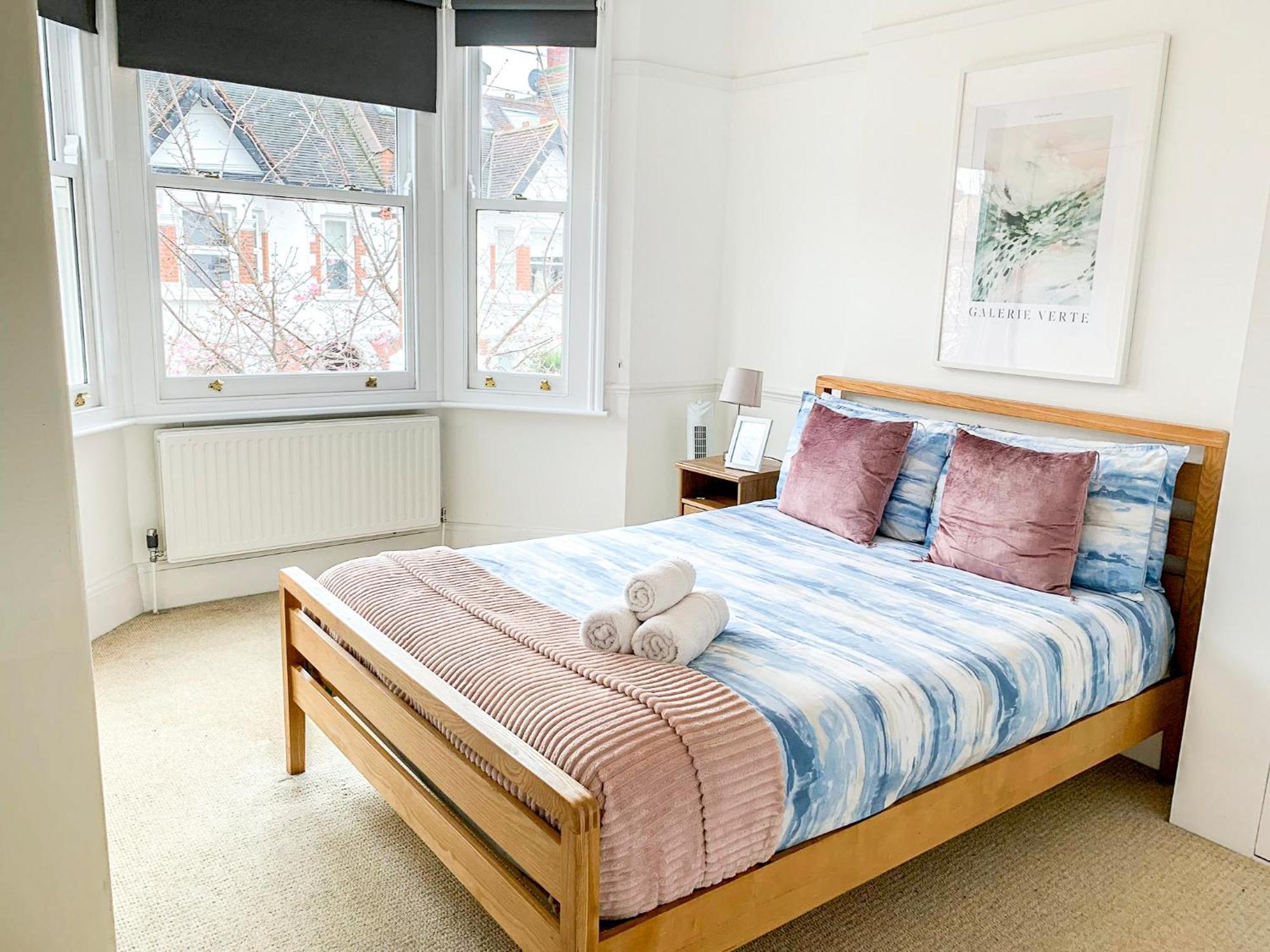 Lovely 3 Bedroom Maisonette With Private Roof Terrace In Hammersmith London Exteriör bild